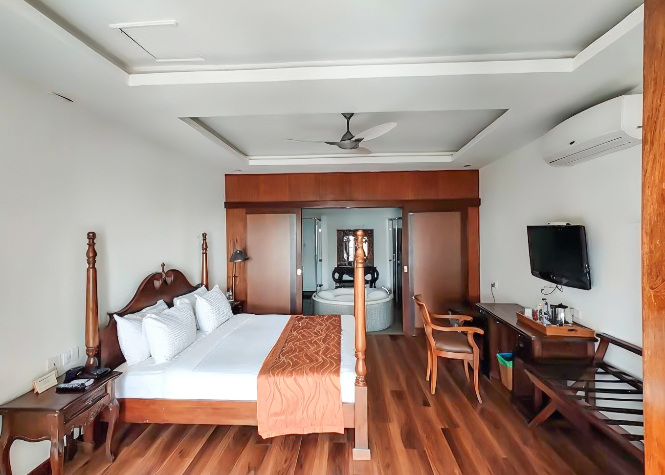 Executive Sea View Room